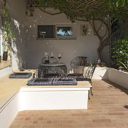 Casa Palmeira - Magically Beautiful With Private Pool, Great Beaches Nearby بلوكويم