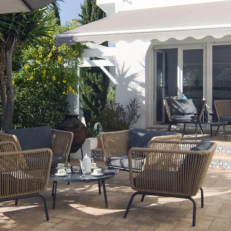 Casa Palmeira - Magically Beautiful With Private Pool, Great Beaches Nearby فيلة