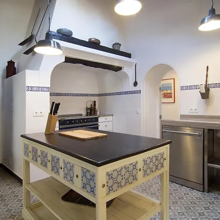 Casa Palmeira - Magically Beautiful With Private Pool, Great Beaches Nearby *