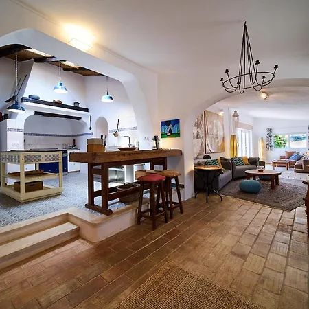 Villa Casa Palmeira - Magically Beautiful With Private Pool, Great Beaches Nearby